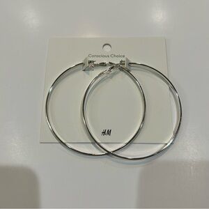 H&M Women’s Large Silver Hoop Earrings NWT Girly Cute Classic Trendy Stylish